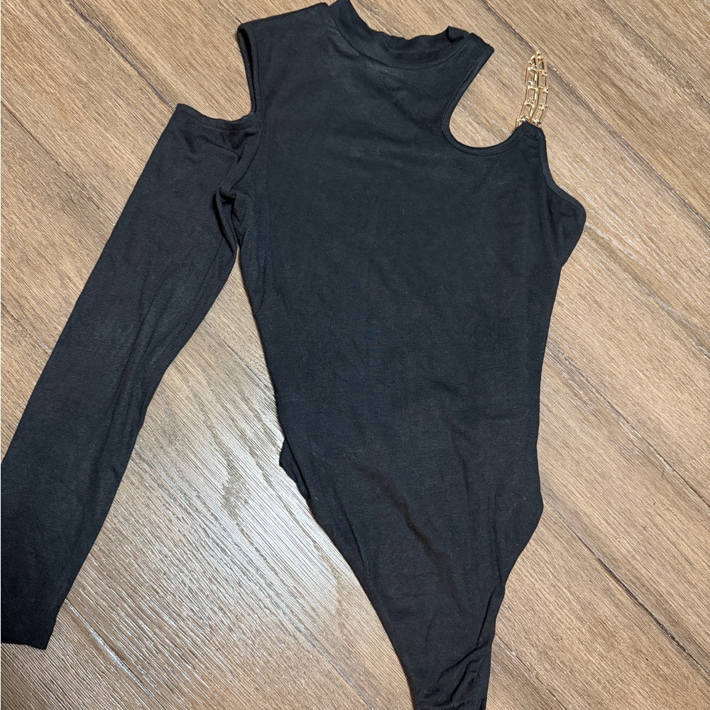 superdown Black One-Shoulder Bodysuit with Gold Chain Accent